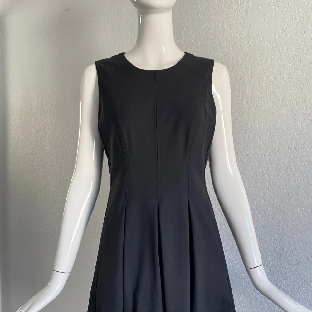 Theory wool underarm